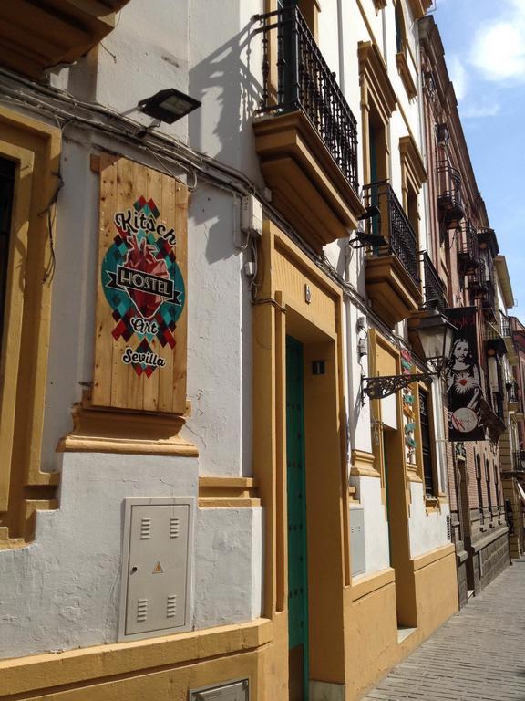 Rio Hostel Seville Exterior photo